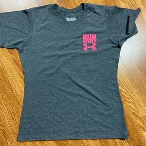 Under Armour T-shirt